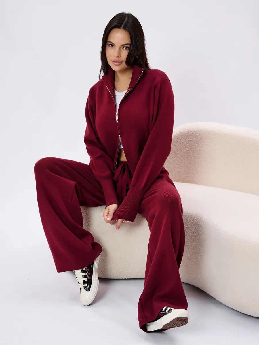 ALBA | PANTALON LARGE, VESTE ZIPPEE.