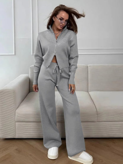 ALBA | PANTALON LARGE, VESTE ZIPPEE.
